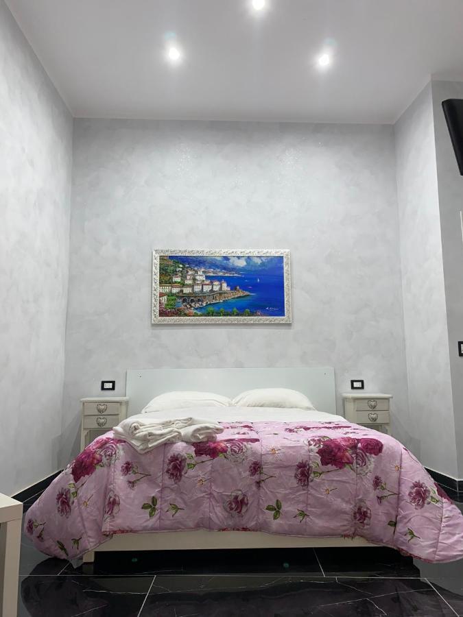 Savastano House Hotel Naples Luaran gambar