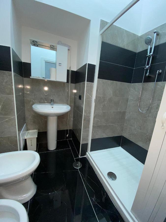 Savastano House Hotel Naples Luaran gambar