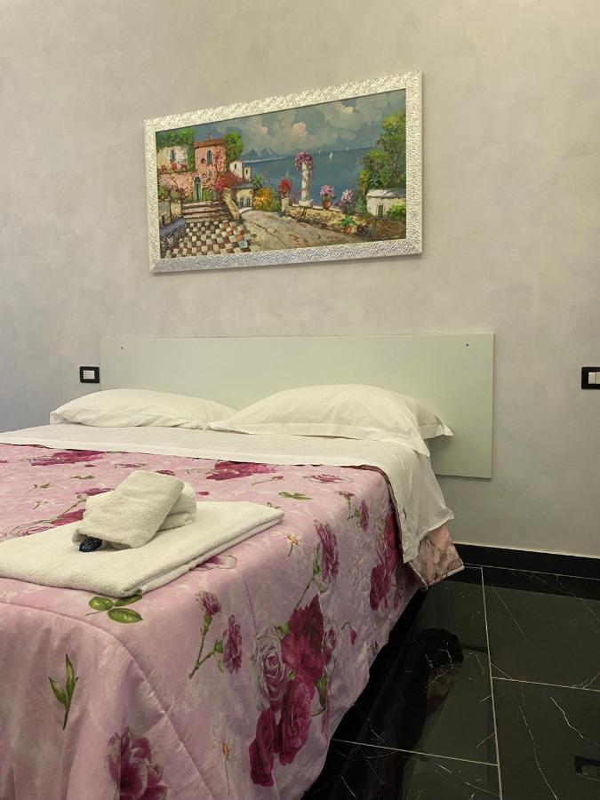 Savastano House Hotel Naples Luaran gambar